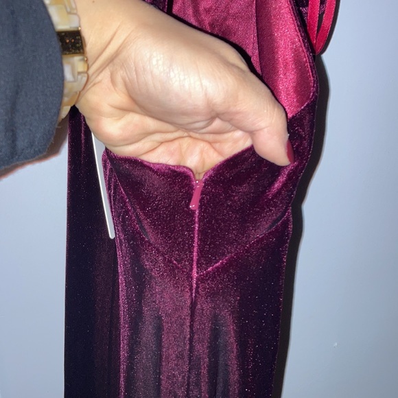 Revelry Bridesmaid Dress, NWT, burgundy, size 8 - Picture 8 of 14